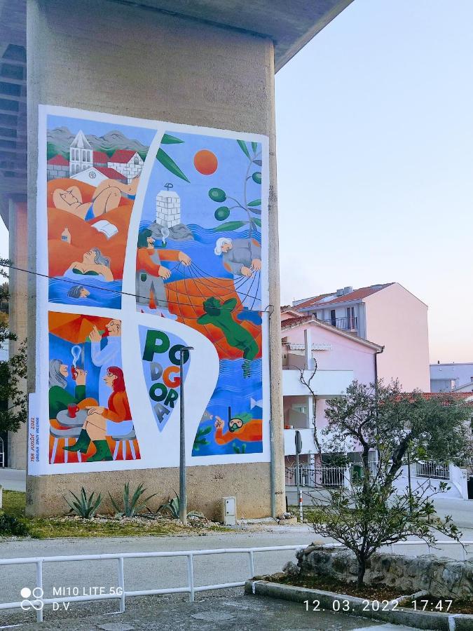 Apartmani Daniela Подгора Екстер'єр фото