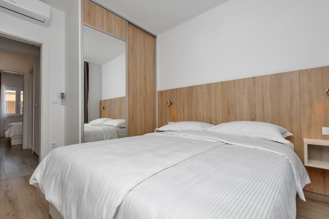 Apartmani Daniela Подгора Екстер'єр фото