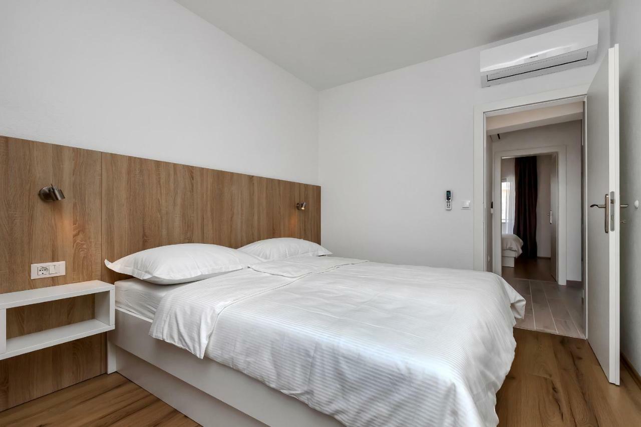 Apartmani Daniela Подгора Екстер'єр фото
